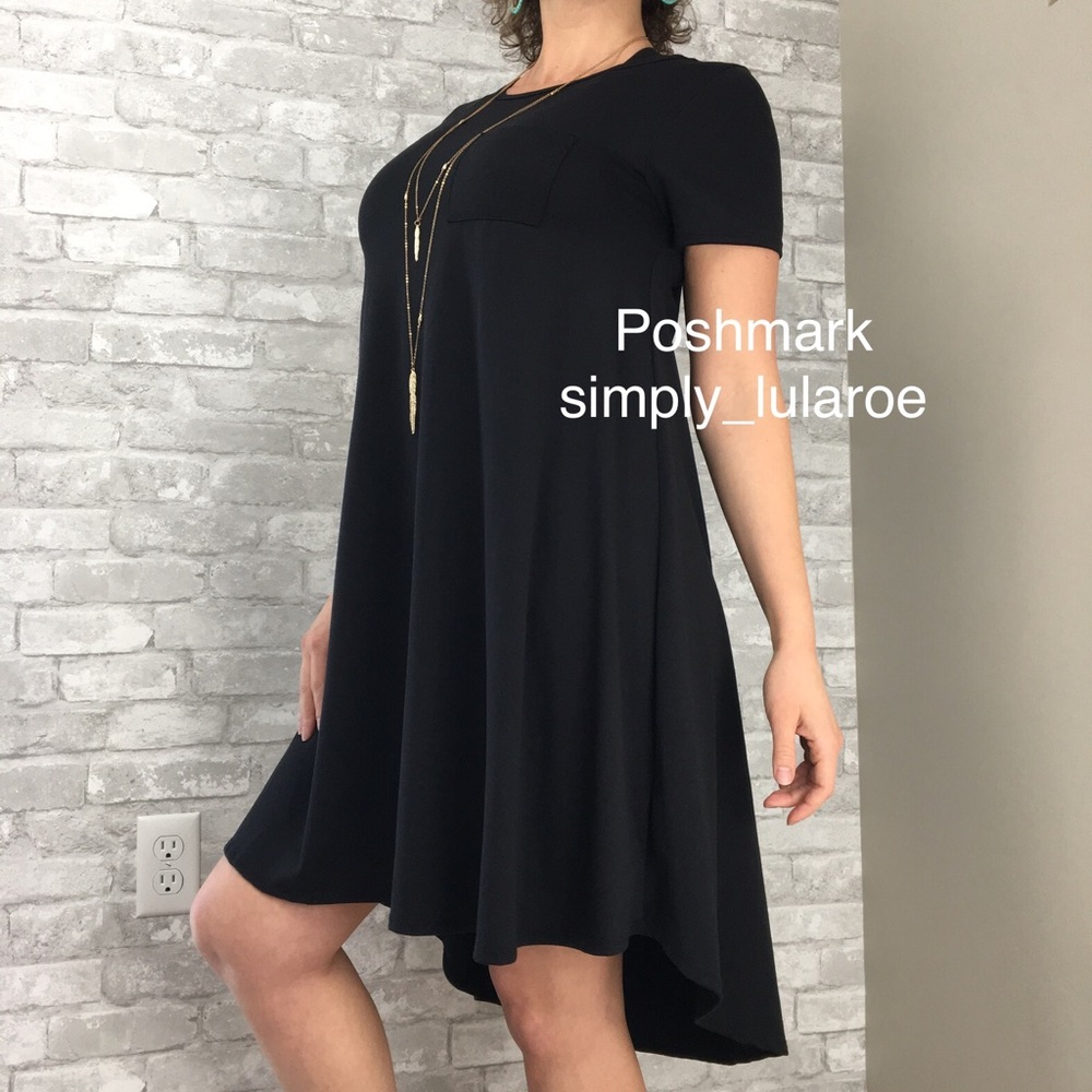 XS LuLaRoe Solid Black Carly